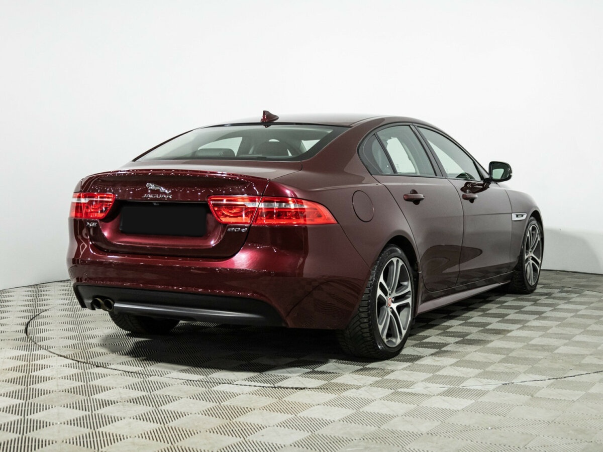 Jaguar XE I, 2015 Фото №4