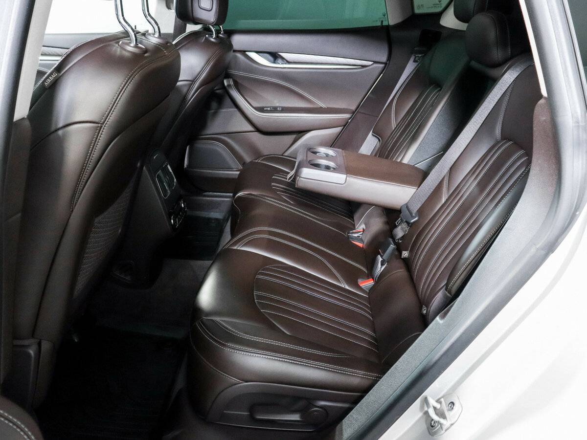Maserati Levante Diesel, 2018 Фото №6