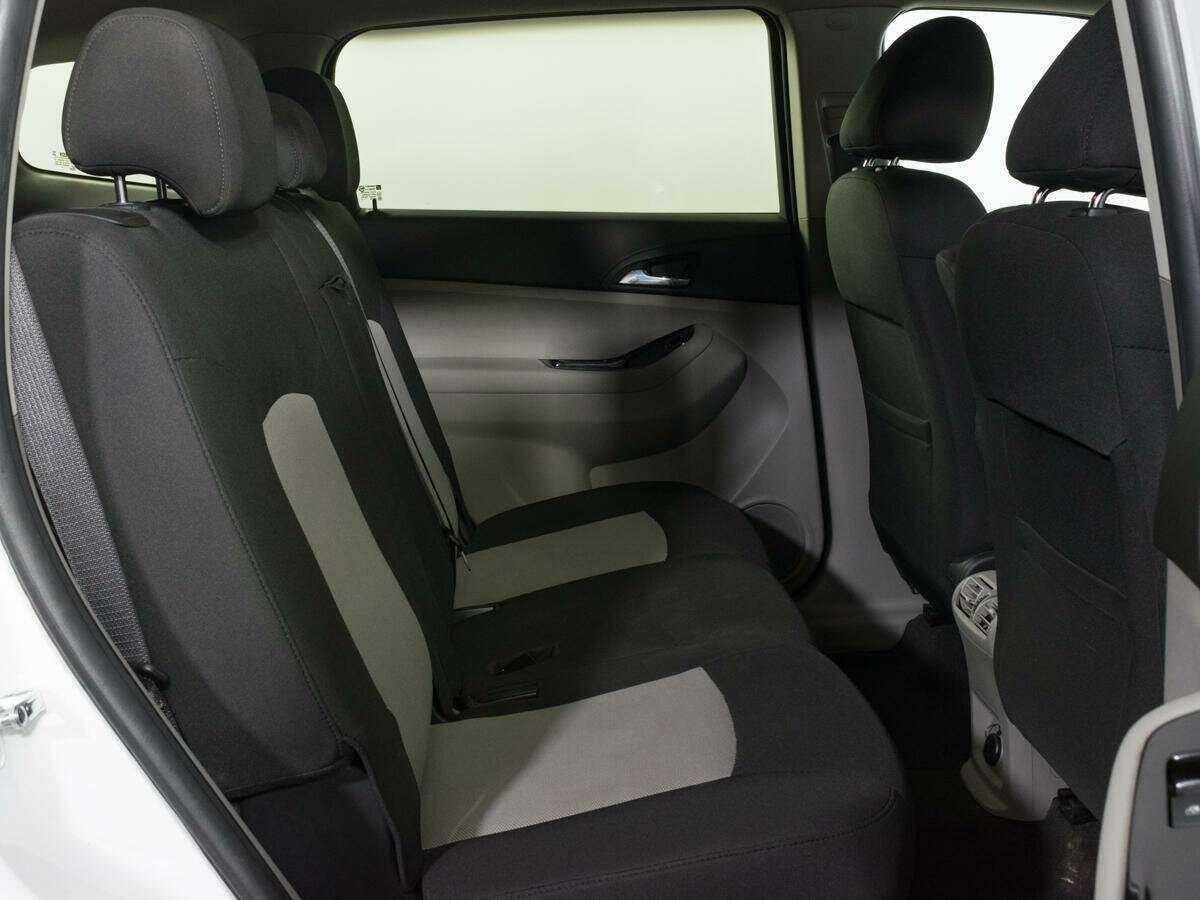 Chevrolet Orlando, 2014 Фото №10
