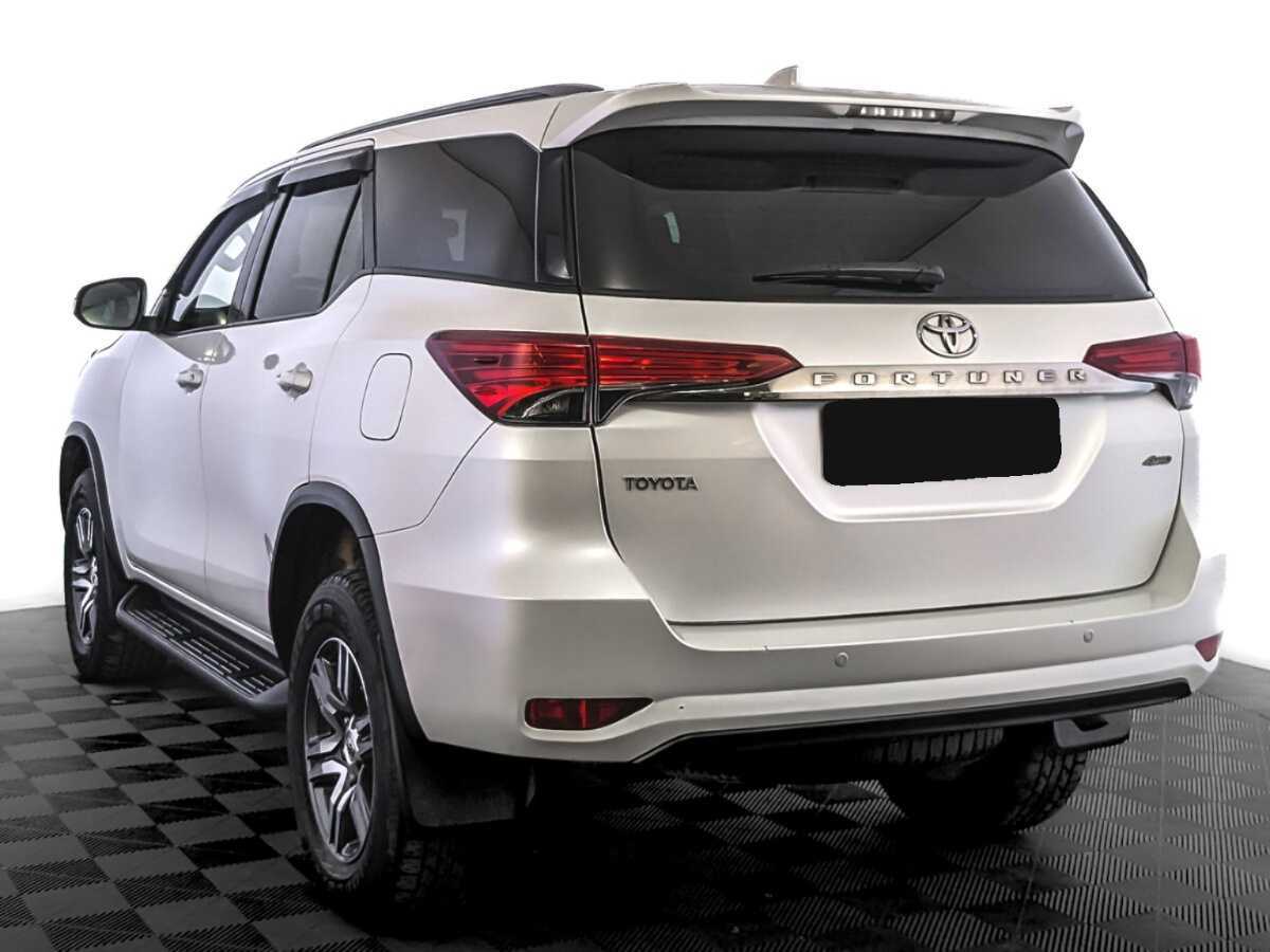 Toyota Fortuner, 2018 Фото №7