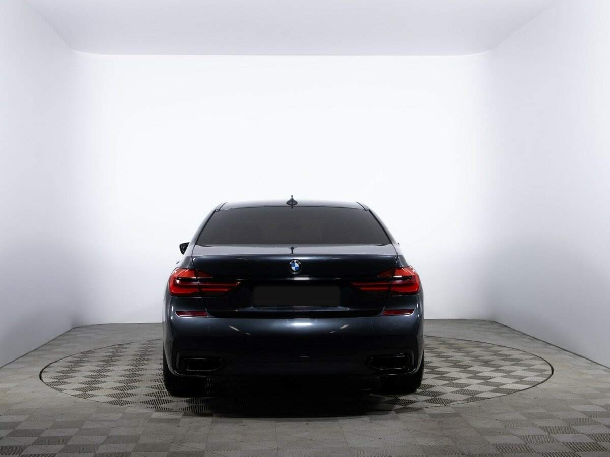 BMW 7 серии 730i, 2017 Фото №6