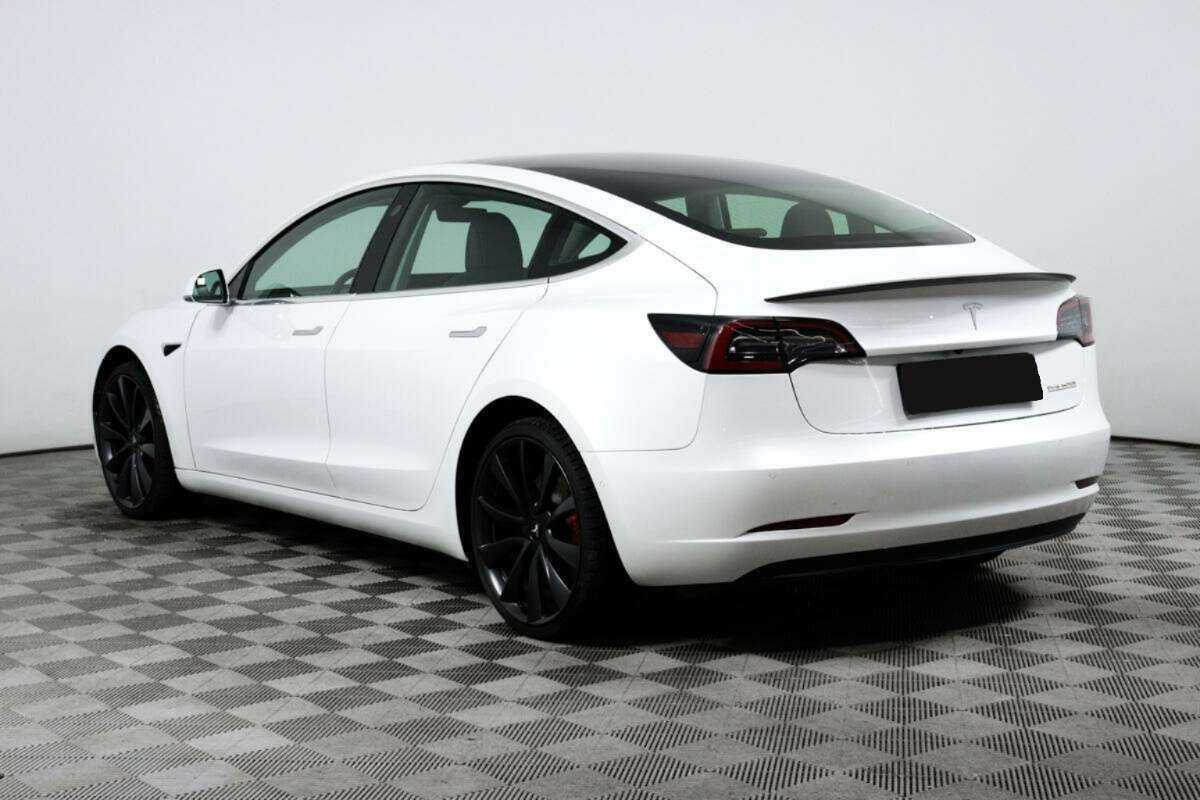 Tesla Model 3 Performance, 2019 Фото №7