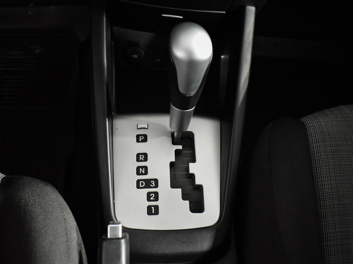 Kia Ceed I Рестайлинг, 2011 Фото №15