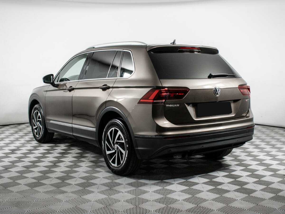 Volkswagen Tiguan, 2018 Фото №7