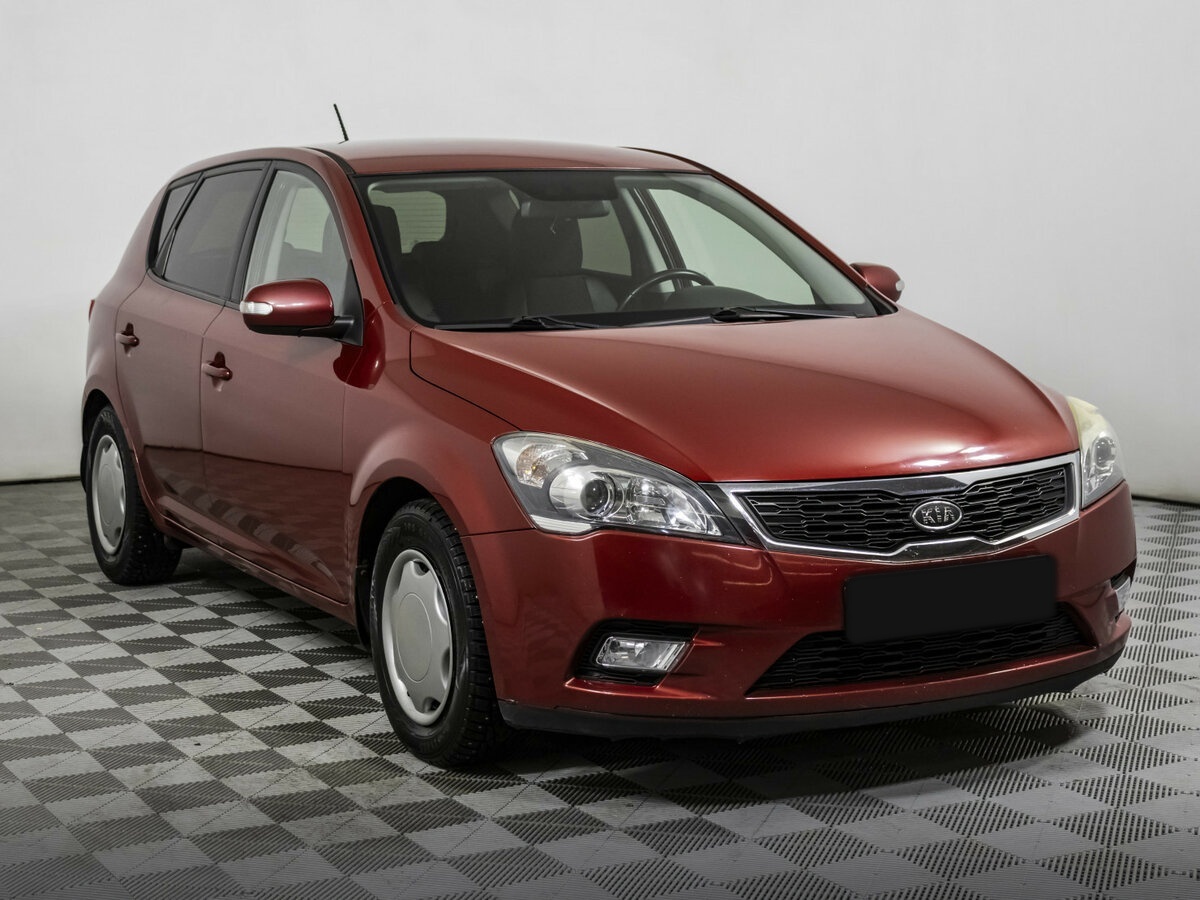 Kia Ceed I Рестайлинг, 2011 Фото №3