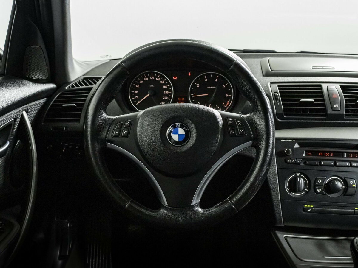 BMW 1 серии 118i I (E81/E82/E87/E88) Рестайлинг, 2008 Фото №7