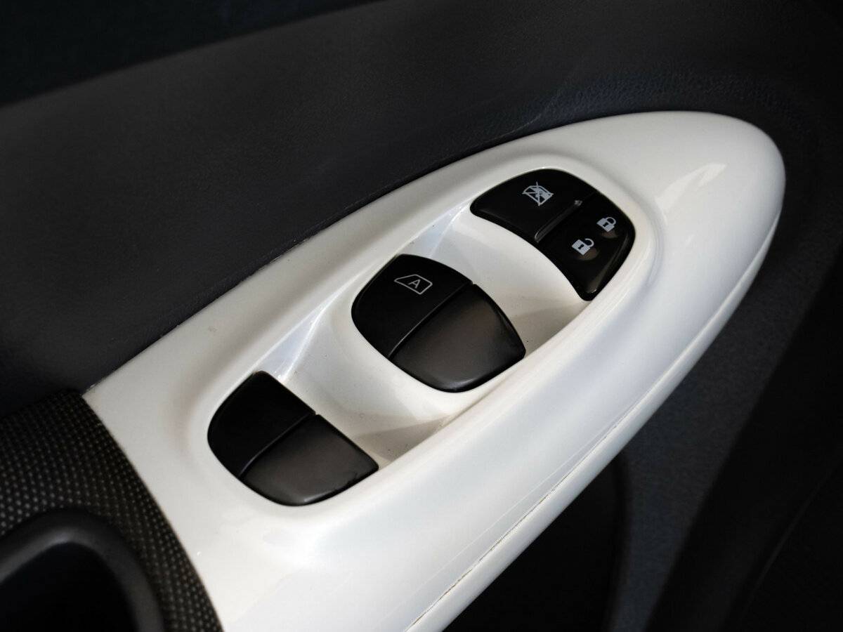 Nissan Juke, 2012 Фото №16