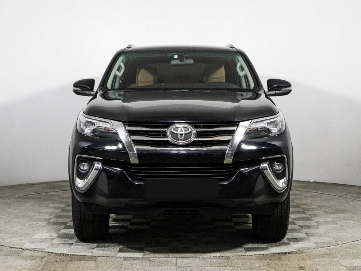 Toyota Fortuner, 2019 Фото №2