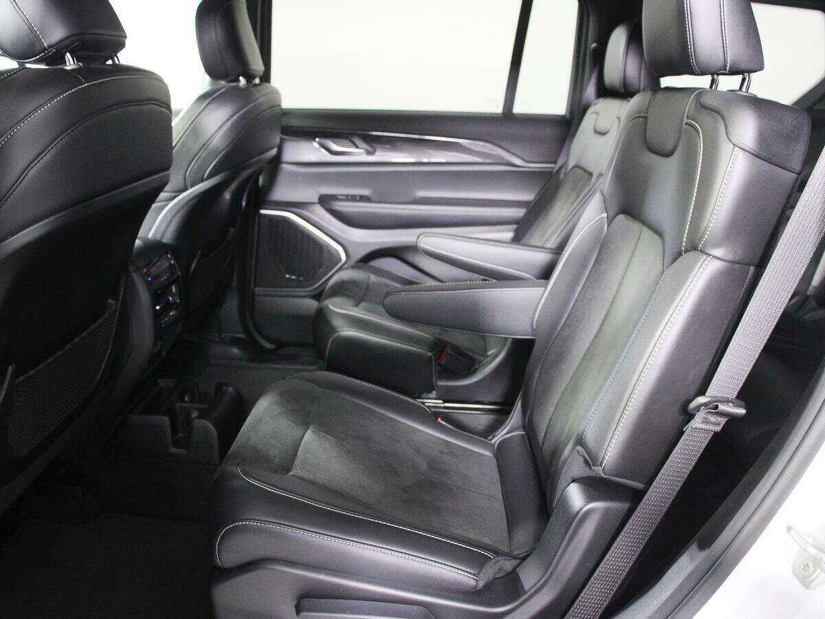 Jeep Grand Cherokee, 2021 Фото №8
