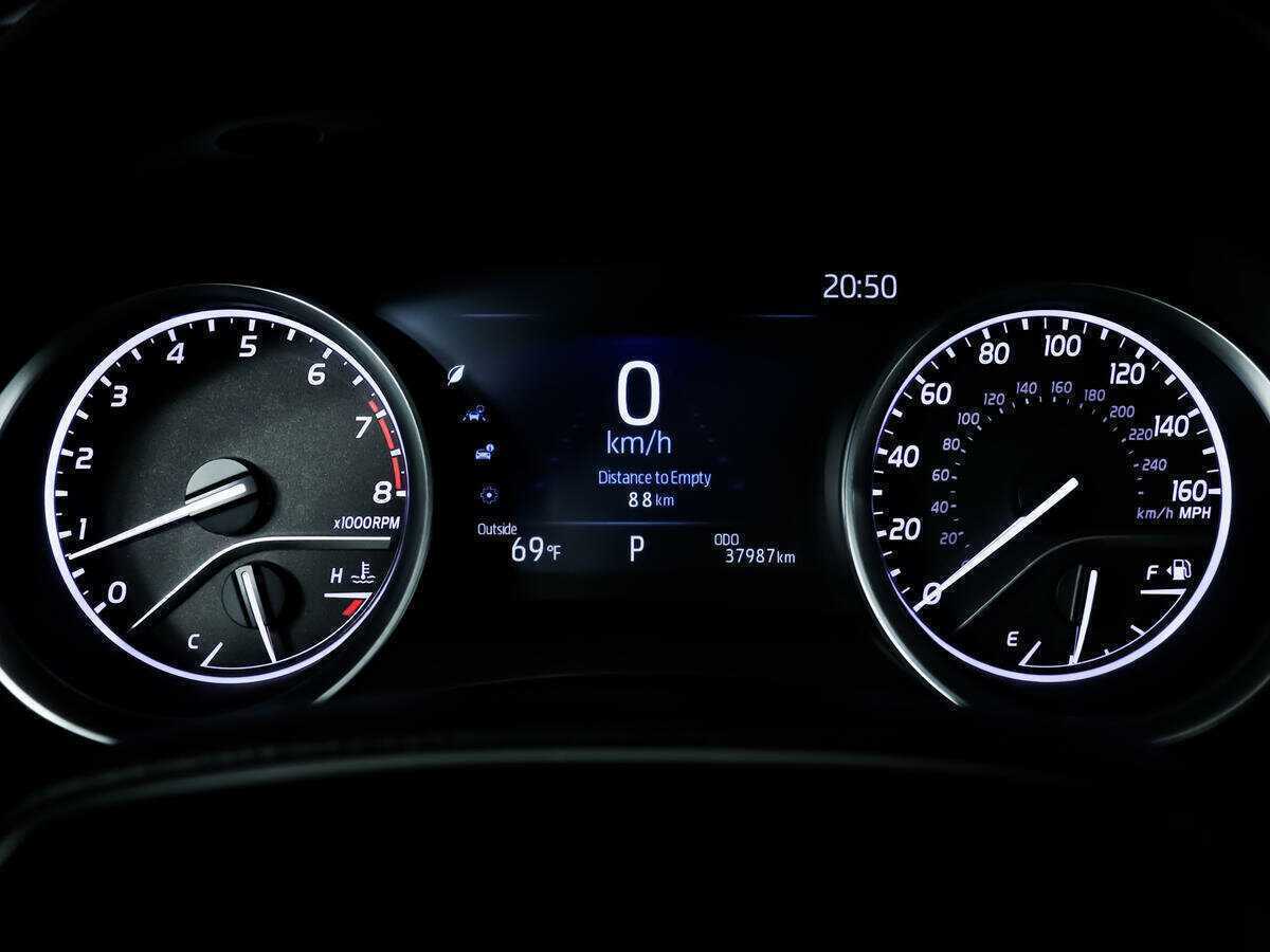 Toyota Camry US Market, 2021 Фото №10