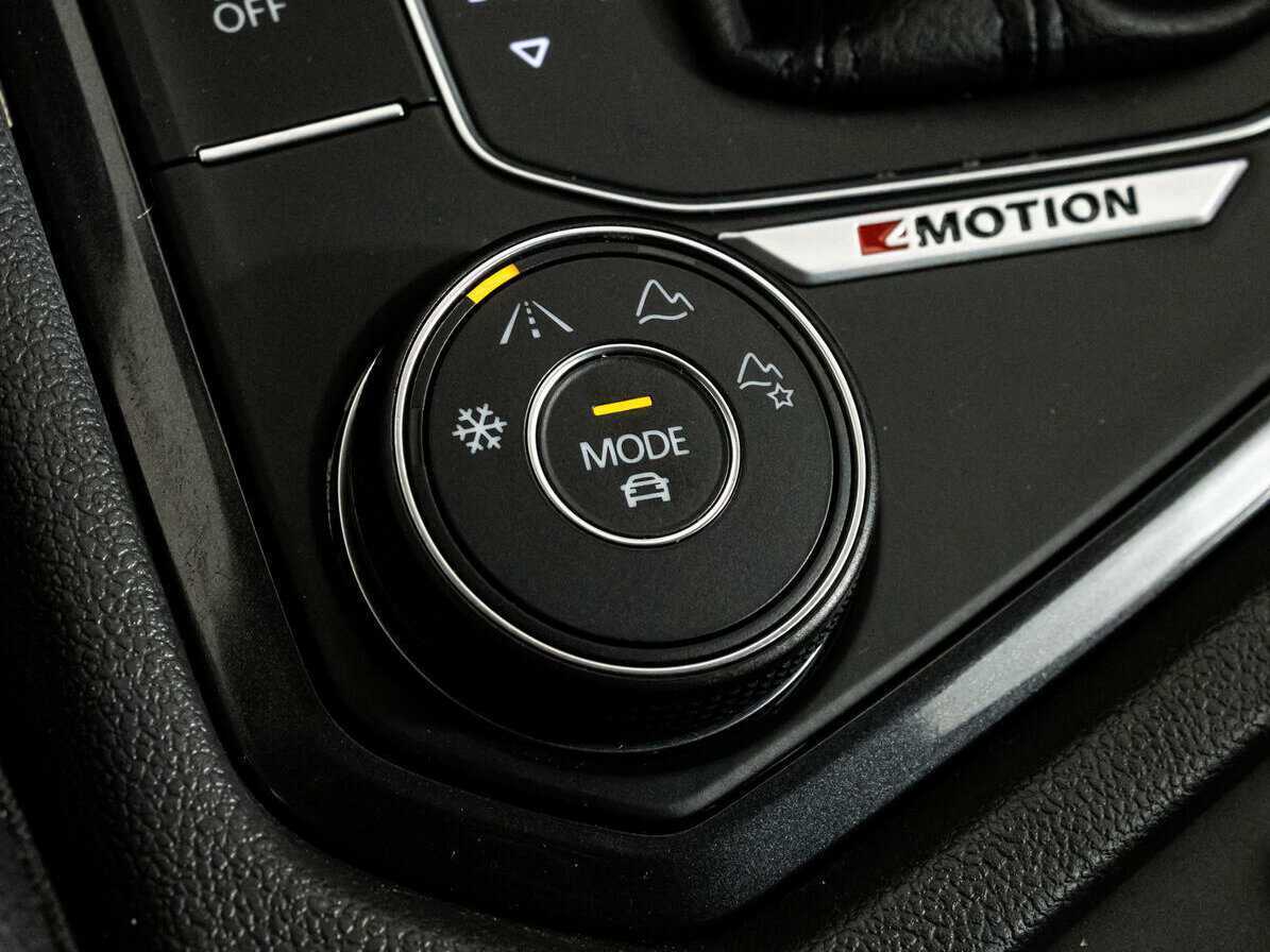 Volkswagen Tiguan, 2017 Фото №19