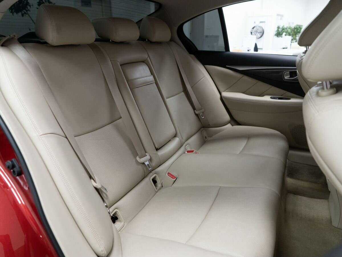 Infiniti Q50, 2014 Фото №8