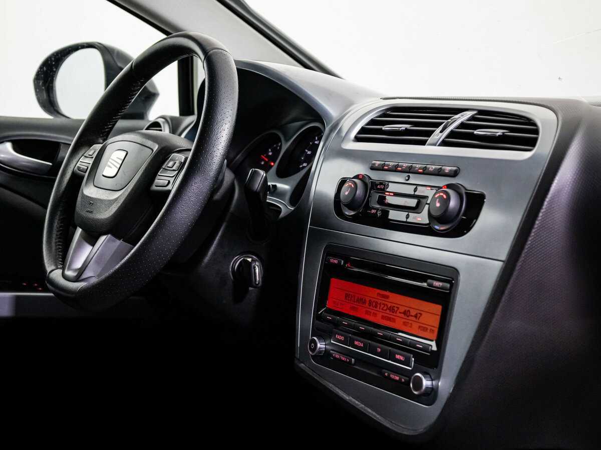 SEAT Leon, 2012 Фото №17