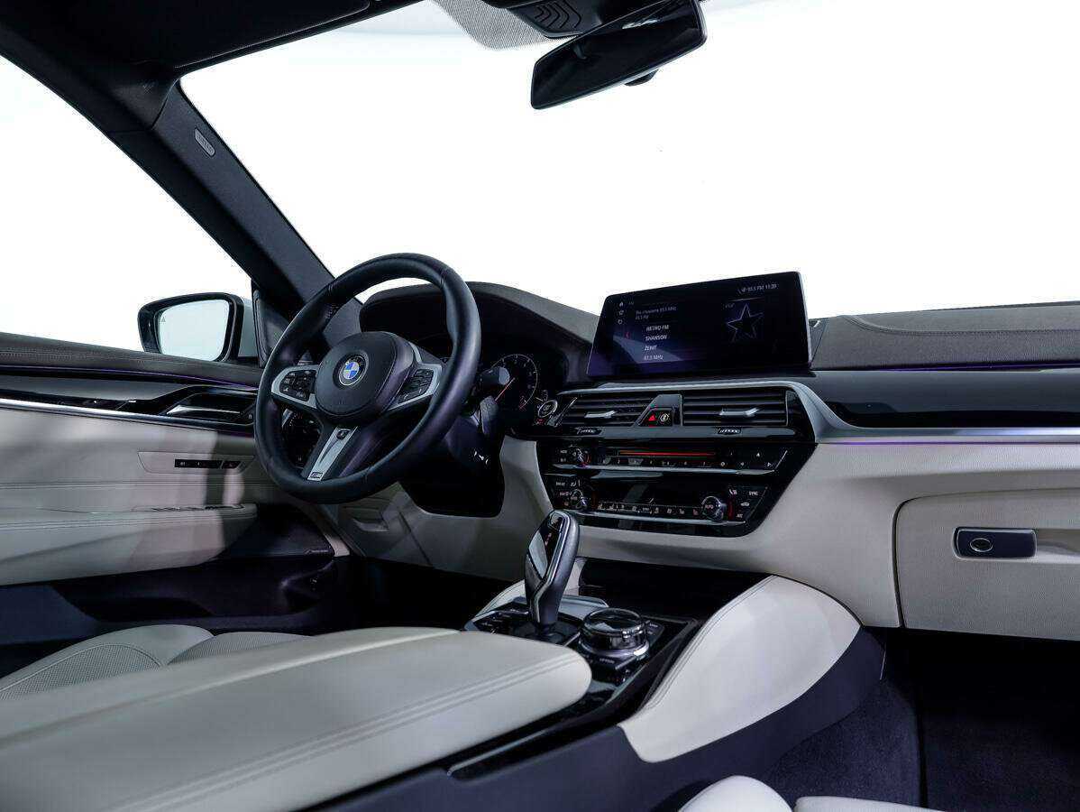 BMW 6 серии Gran Turismo 640i xDrive, 2018 Фото №8