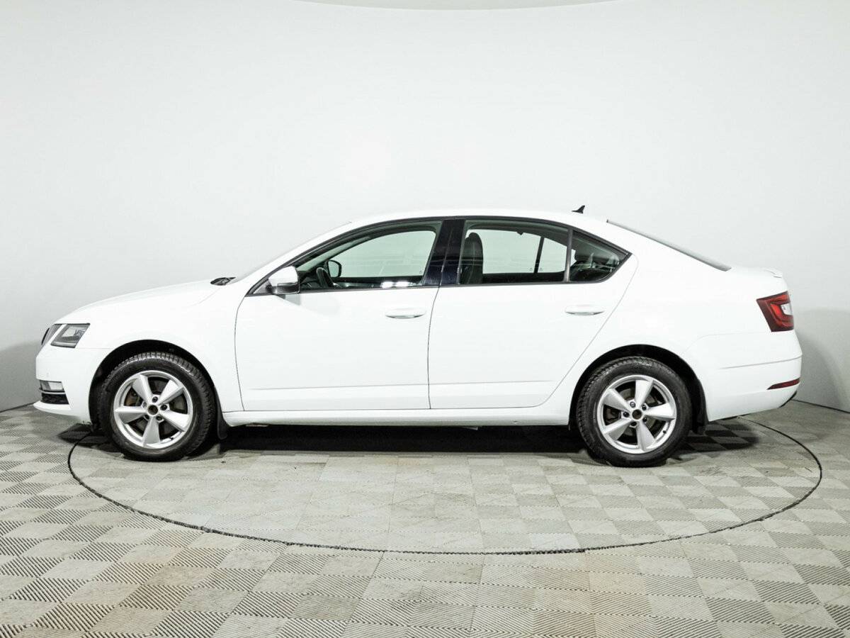 Skoda Octavia III (A7) Рестайлинг, 2017 Фото №8