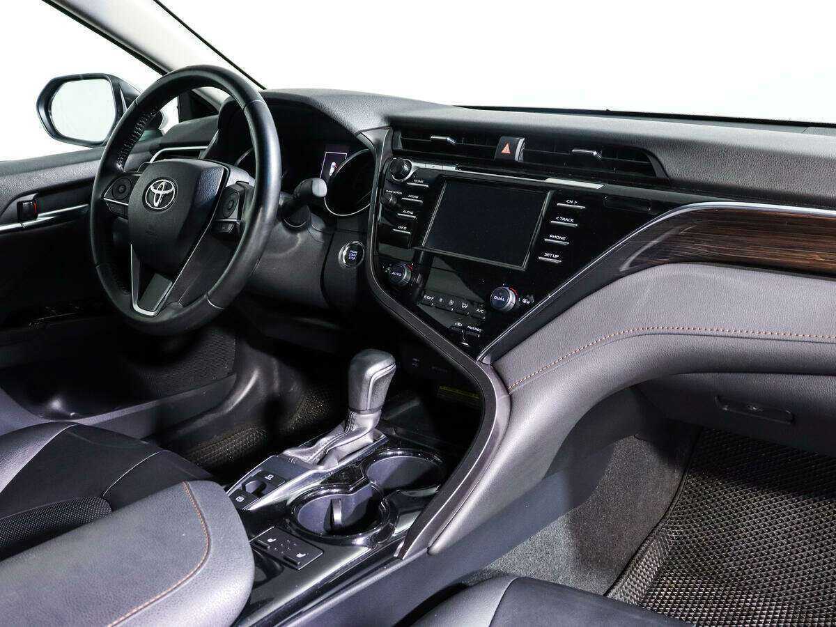 Toyota Camry, 2020 Фото №9
