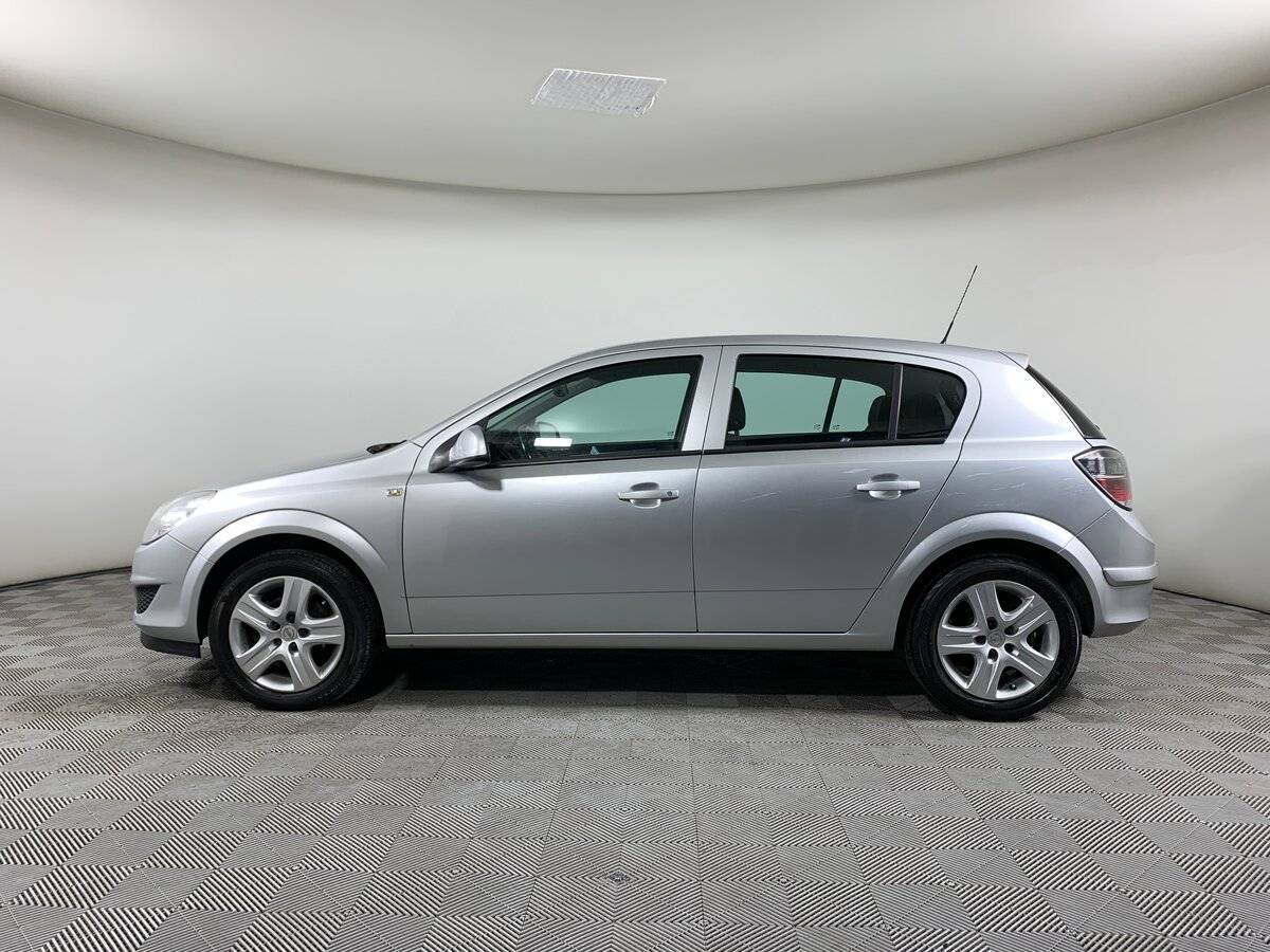 Opel Astra, 2010 Фото №8