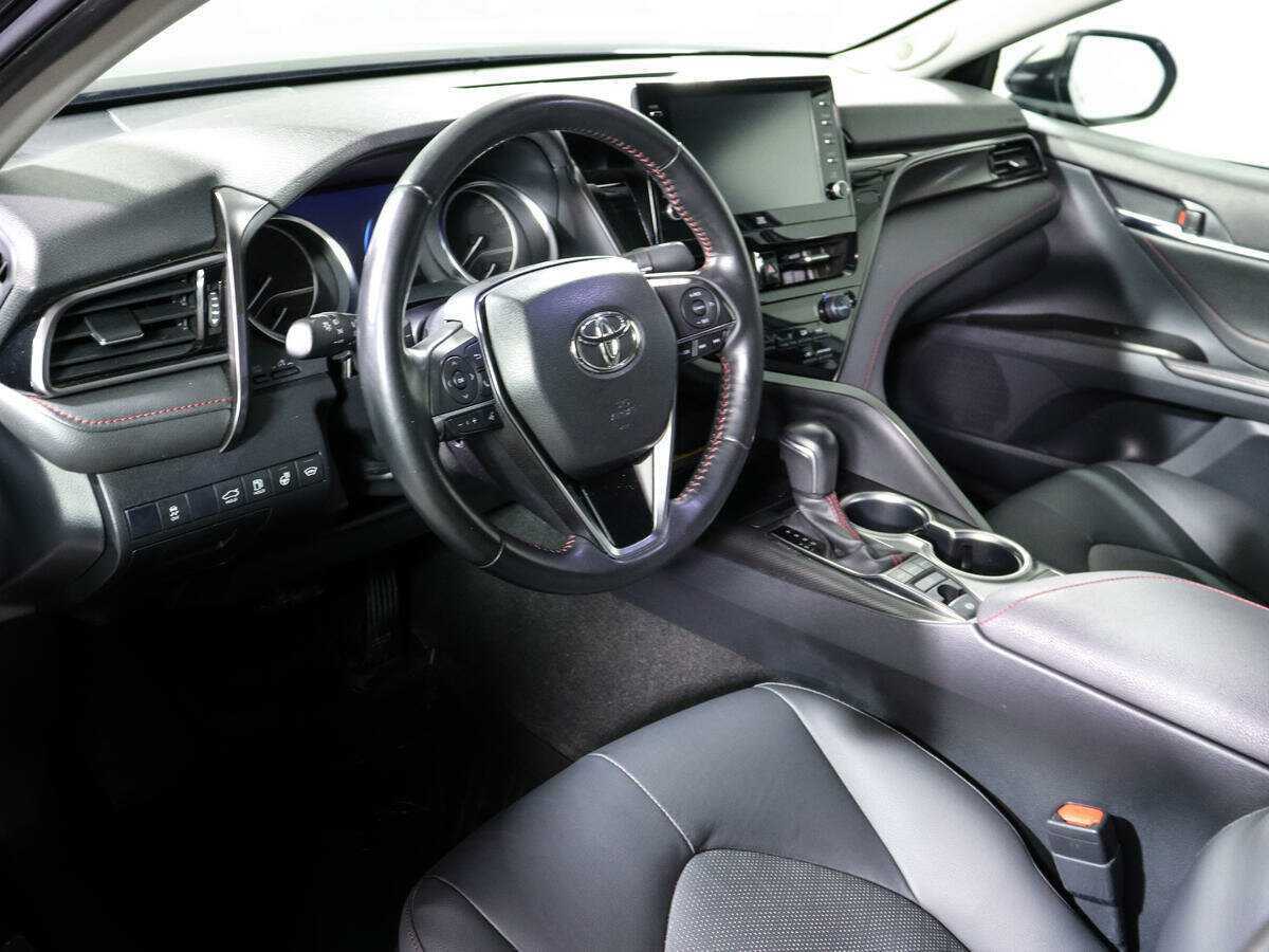 Toyota Camry, 2021 Фото №8