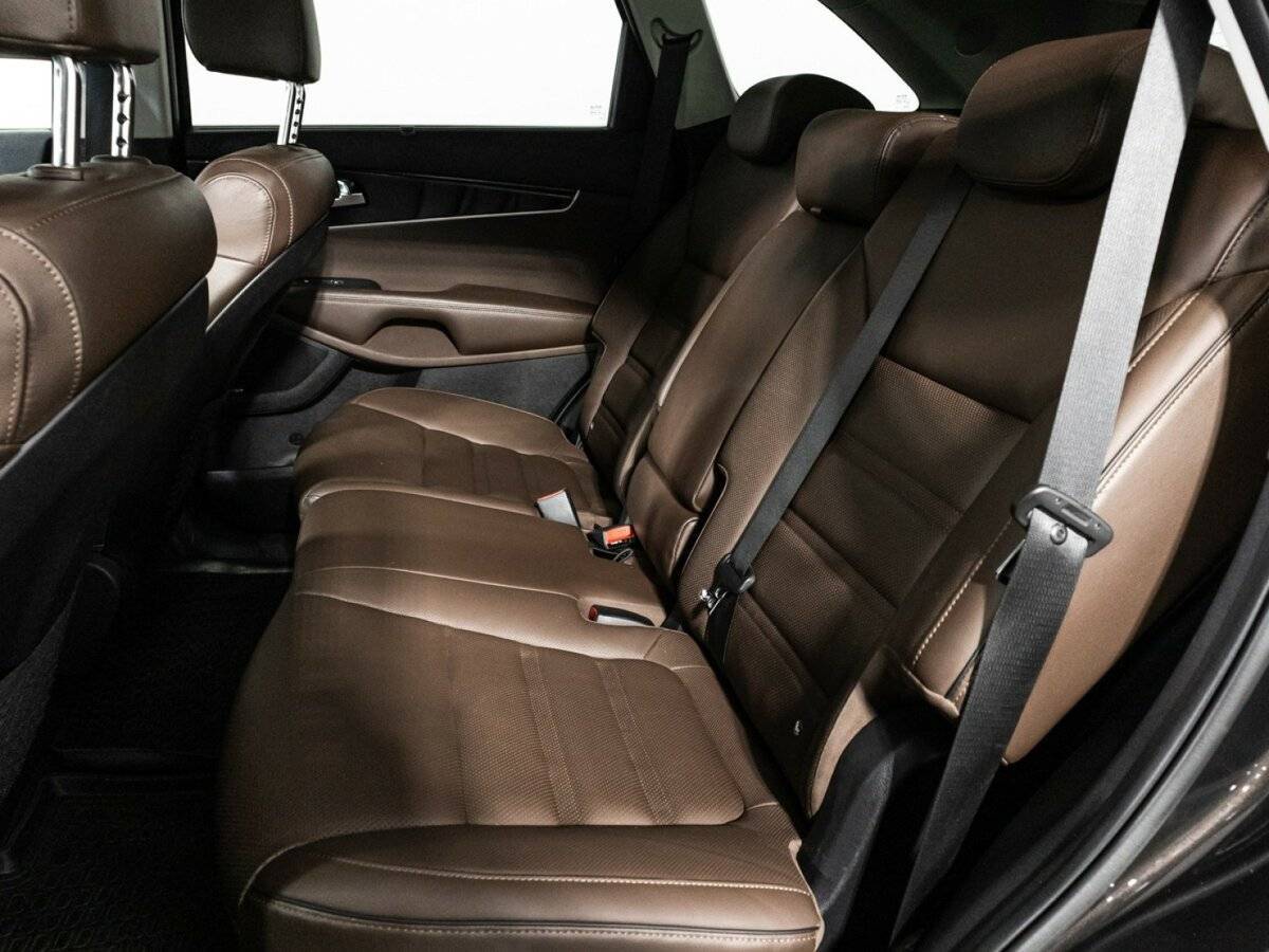 Kia Sorento, 2018 Фото №9