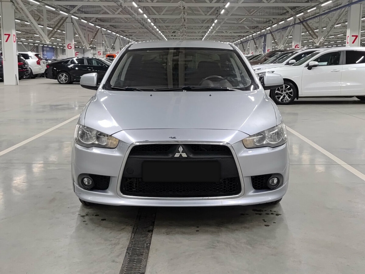 Mitsubishi Lancer X Рестайлинг, 2011 Фото №2