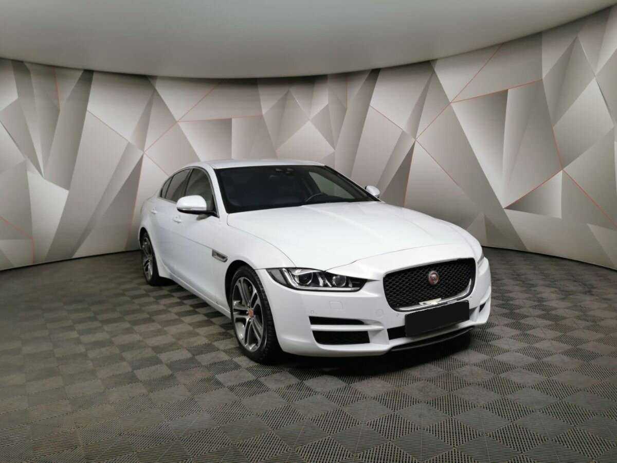 Jaguar XE, 2015 Фото №3