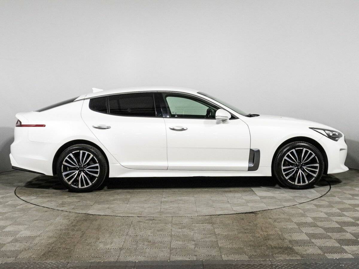 Kia Stinger, 2019 Фото №4
