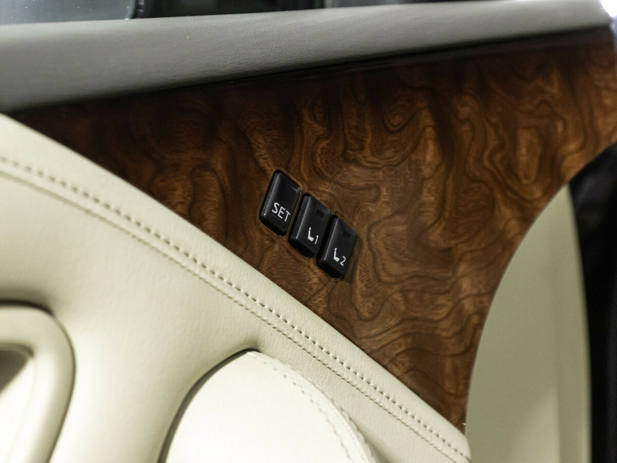 Infiniti QX80 I Рестайлинг, 2015 Фото №13