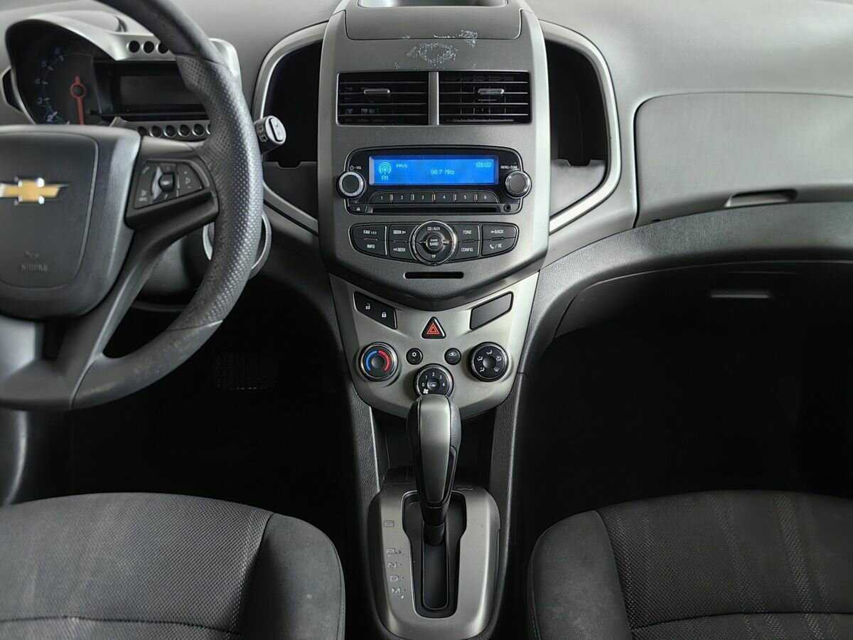 Chevrolet Aveo, 2012 Фото №11
