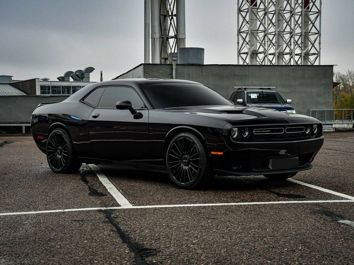 Dodge Challenger III Рестайлинг 2, 2020 Фото №3