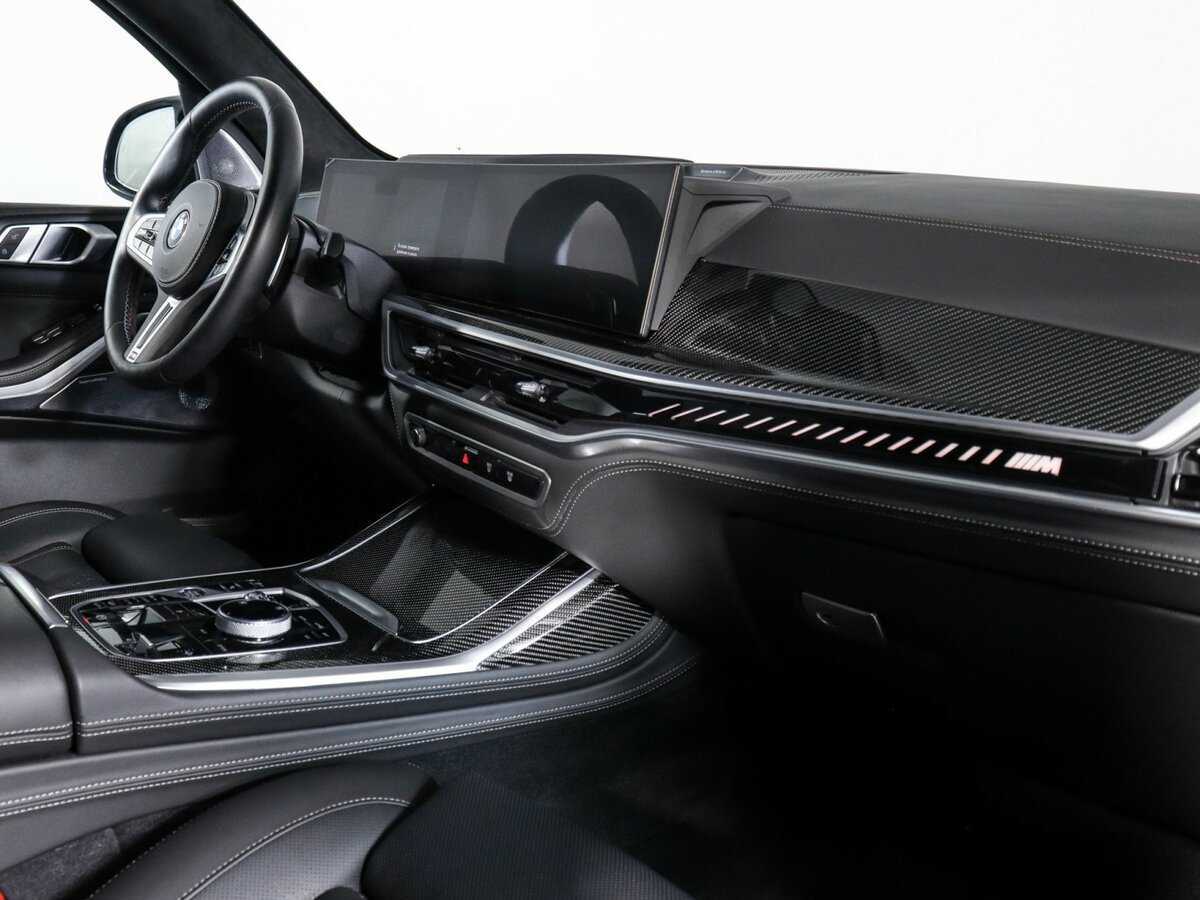 BMW X7 M60i, 2023 Фото №6