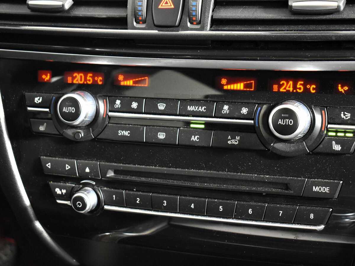 BMW X5 35i, 2015 Фото №25