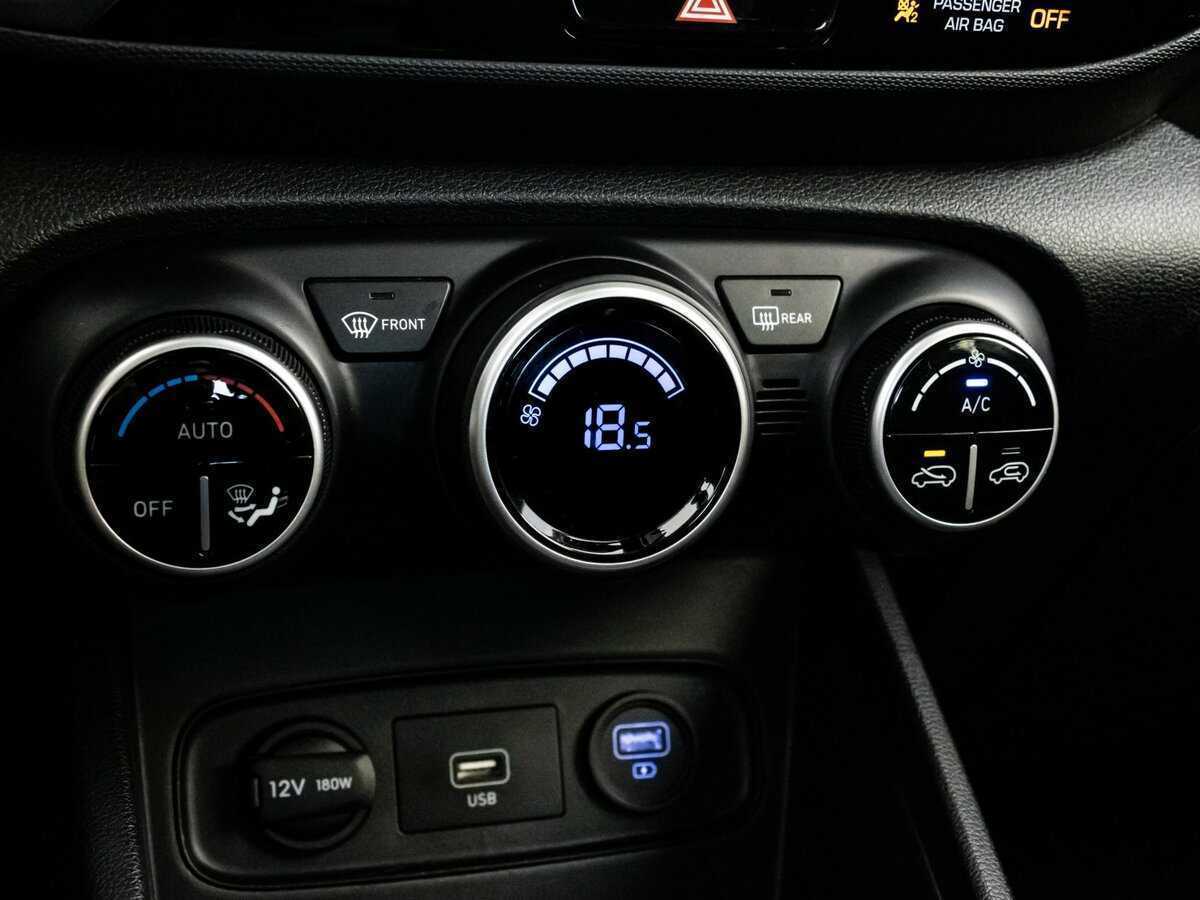 Hyundai Venue, 2019 Фото №16