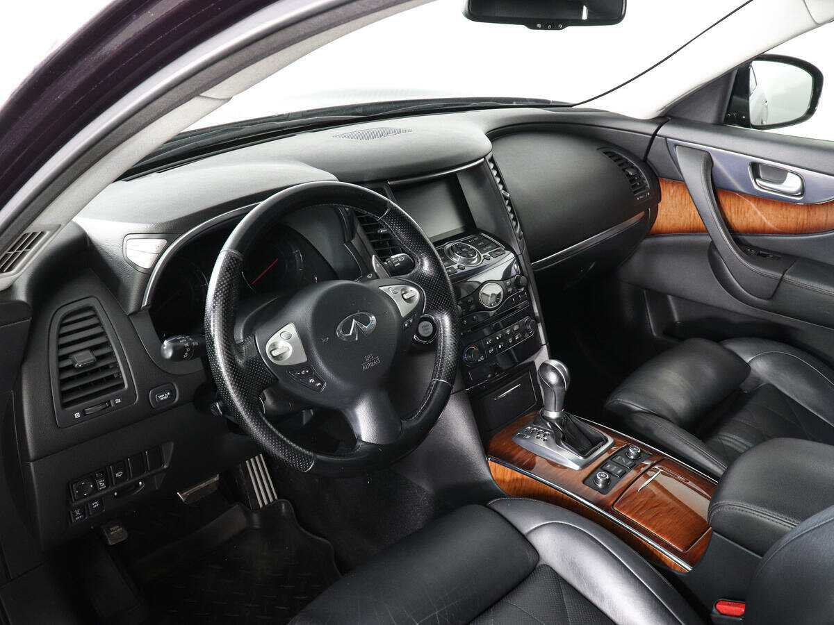 Infiniti FX37, 2010 Фото №9
