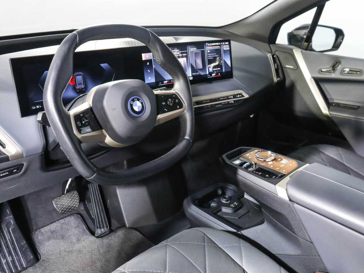 BMW iX xDrive50, 2022 Фото №9