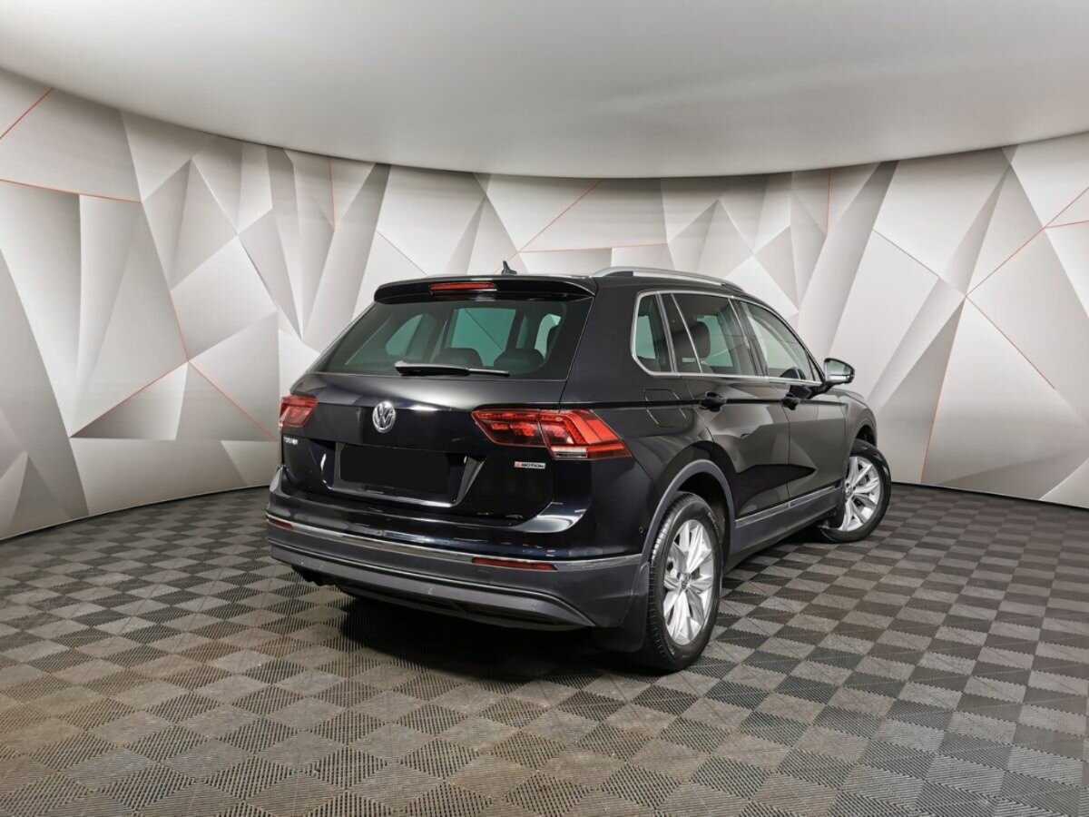 Volkswagen Tiguan, 2019 Фото №2