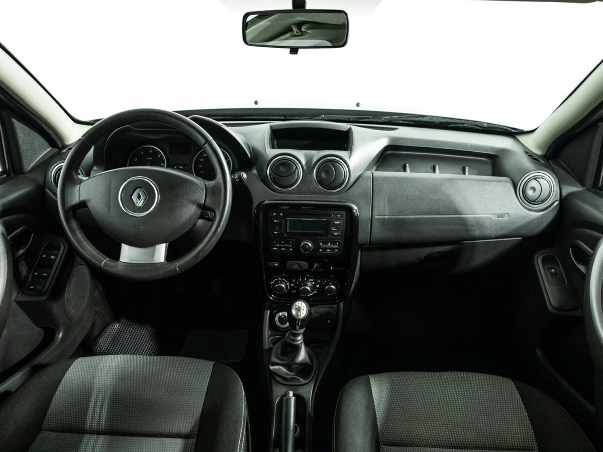 Renault Duster I, 2013 Фото №12