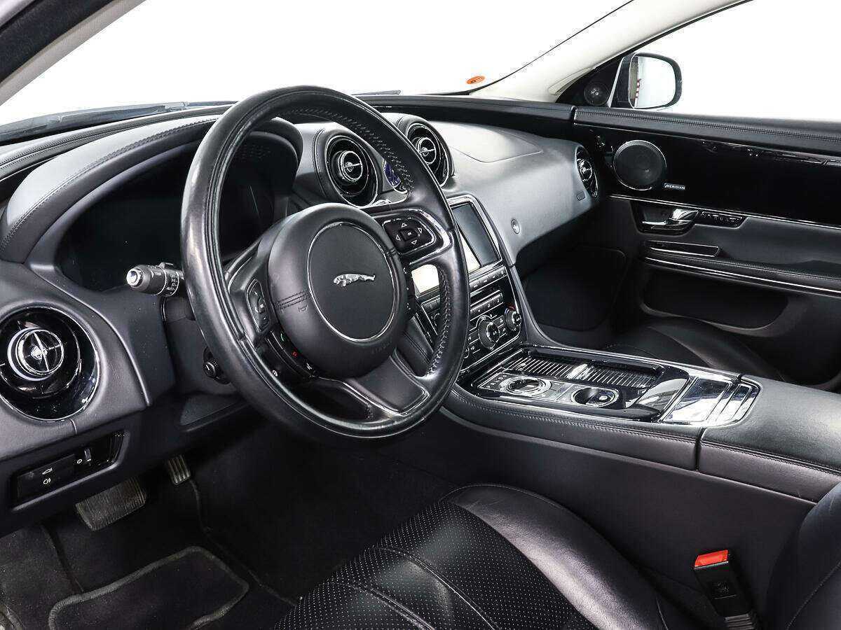 Jaguar XJ, 2013 Фото №13