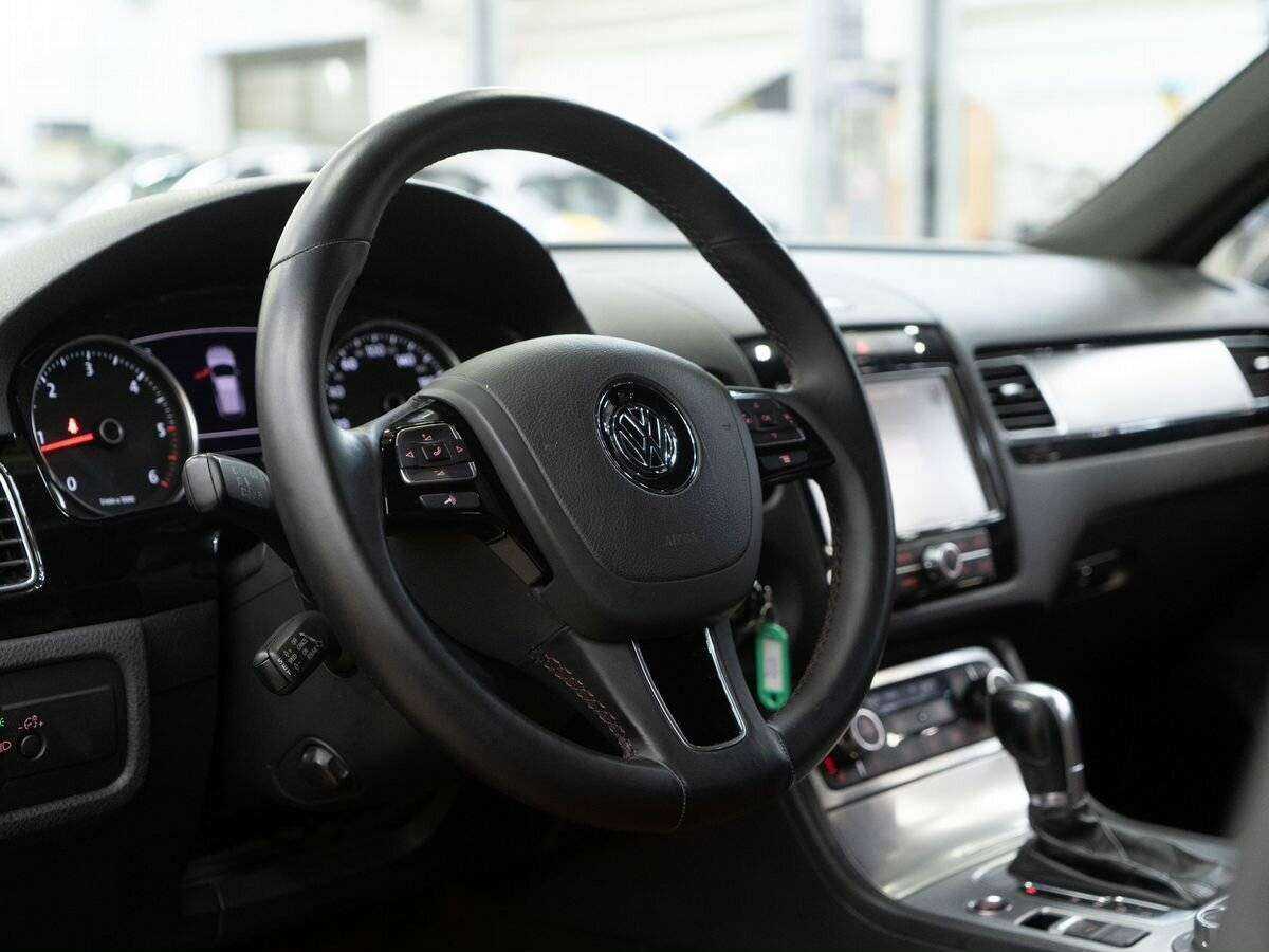 Volkswagen Touareg, 2010 Фото №5