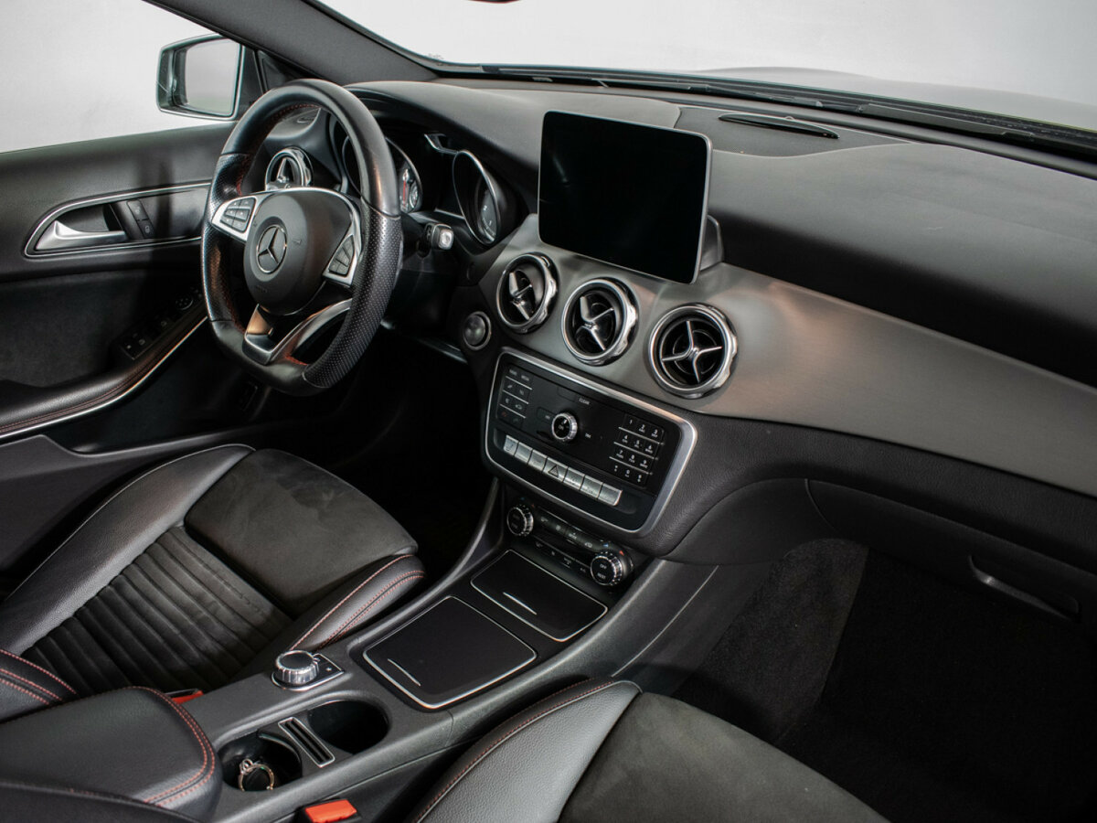 Mercedes-Benz GLA 200 I (X156) Рестайлинг, 2019 Фото №6