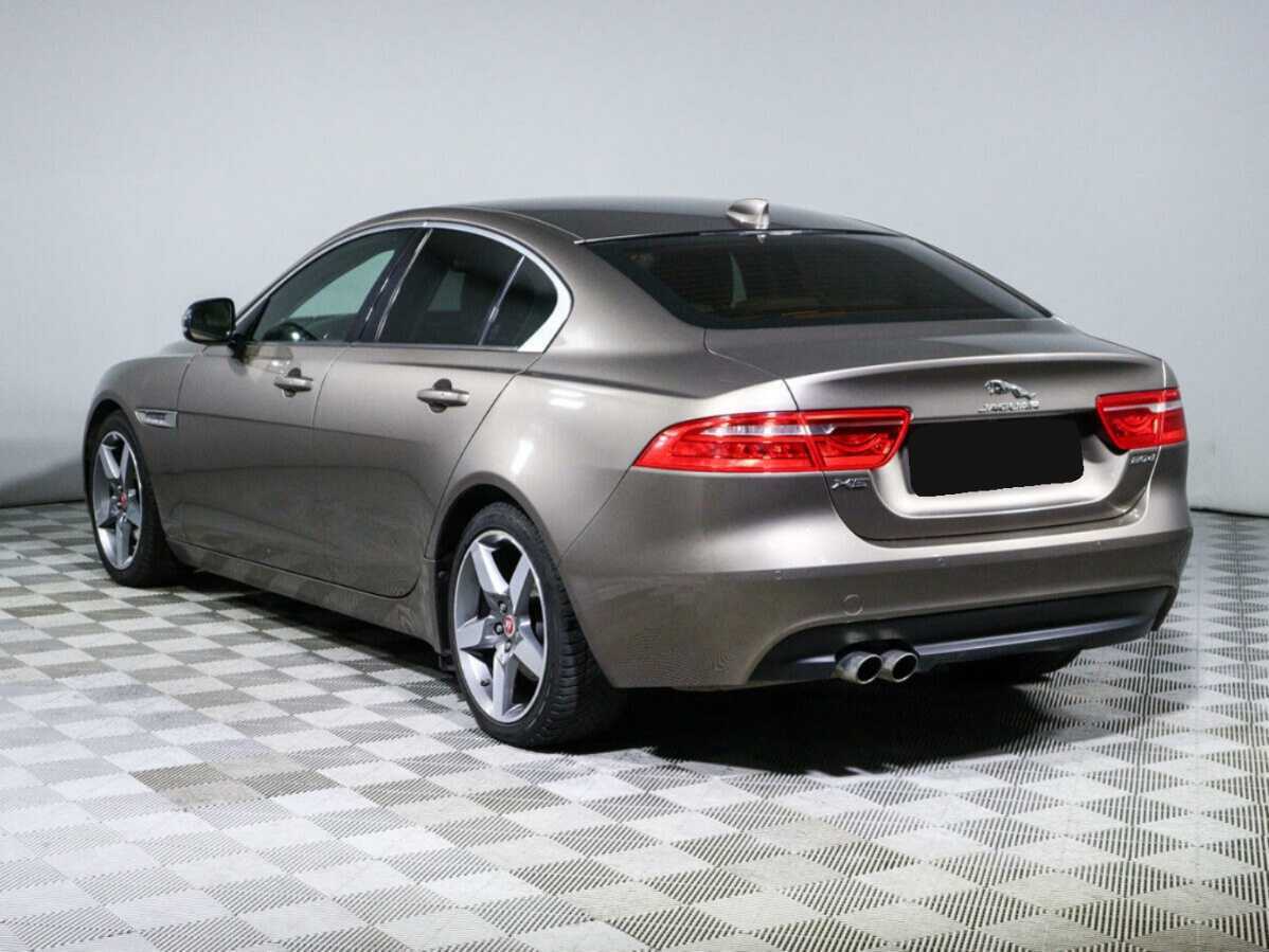 Jaguar XE, 2017 Фото №7