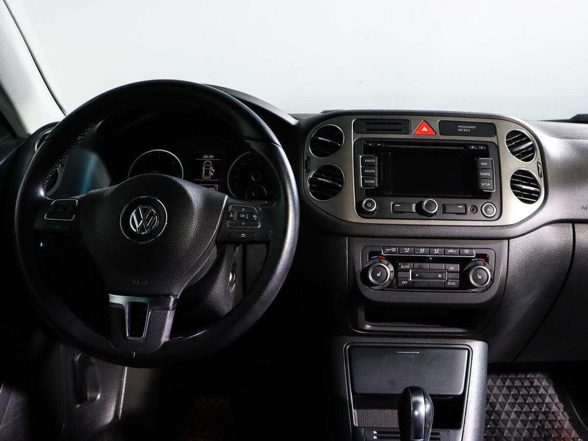 Volkswagen Tiguan, 2010 Фото №11