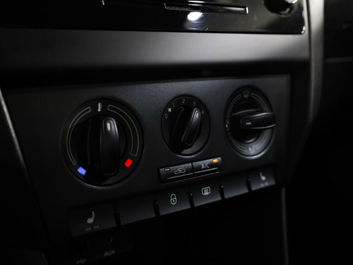 Skoda Rapid I, 2015 Фото №13
