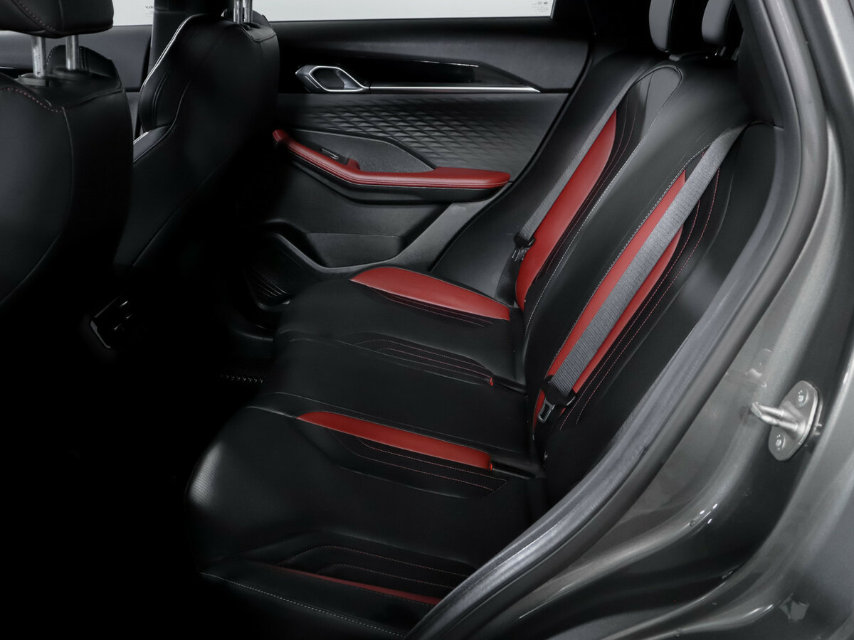 Geely Binyue Cool, 2024 Фото №8