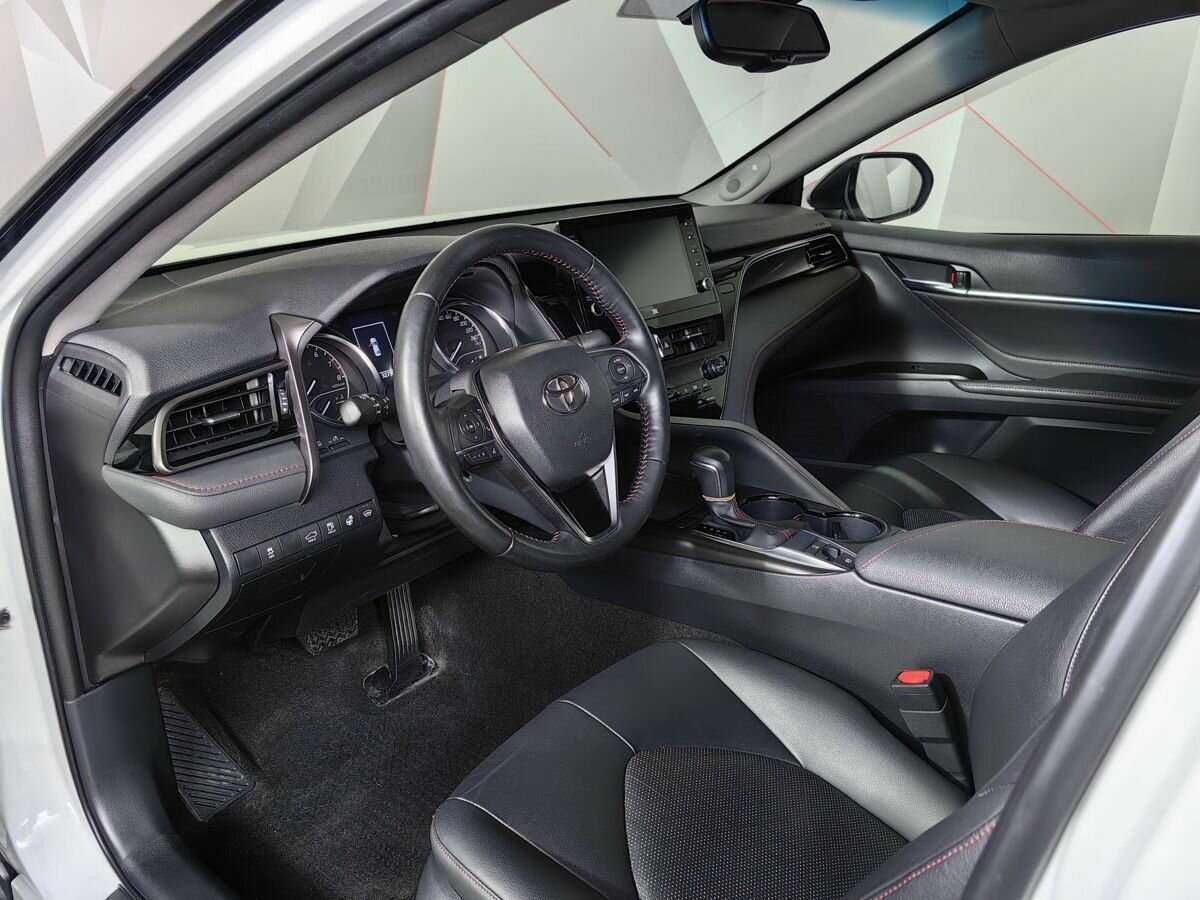 Toyota Camry, 2021 Фото №14