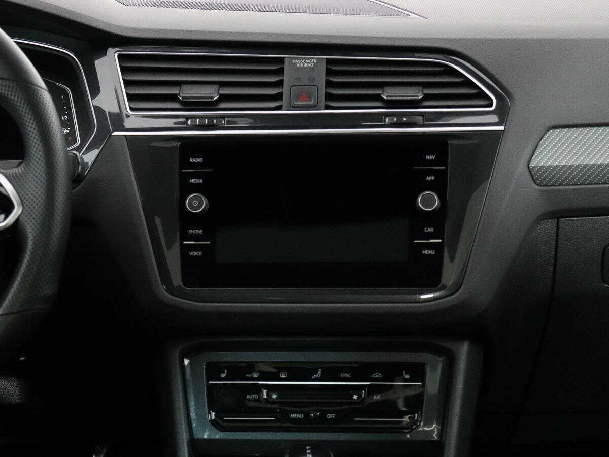 Volkswagen Tiguan, 2021 Фото №17