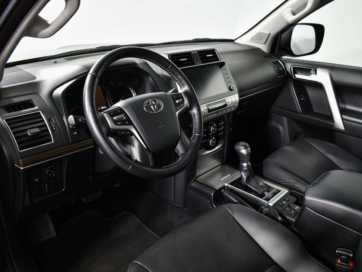 Toyota Land Cruiser Prado 150 Series Рестайлинг 3, 2022 Фото №7