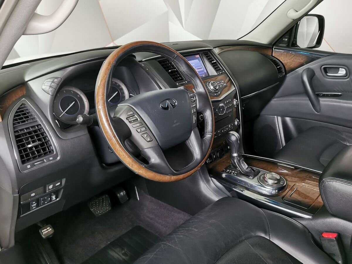 Infiniti QX56, 2012 Фото №13
