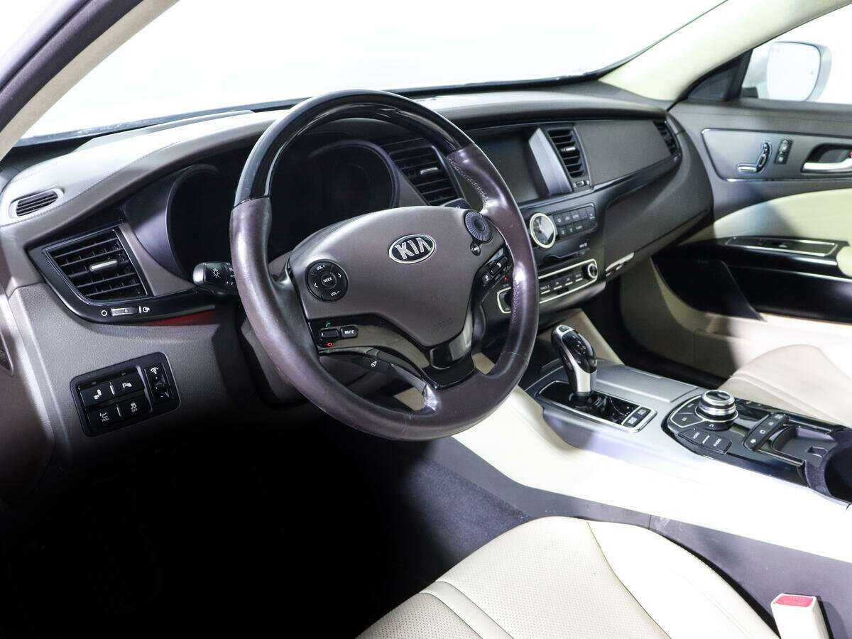 Kia Quoris, 2013 Фото №12