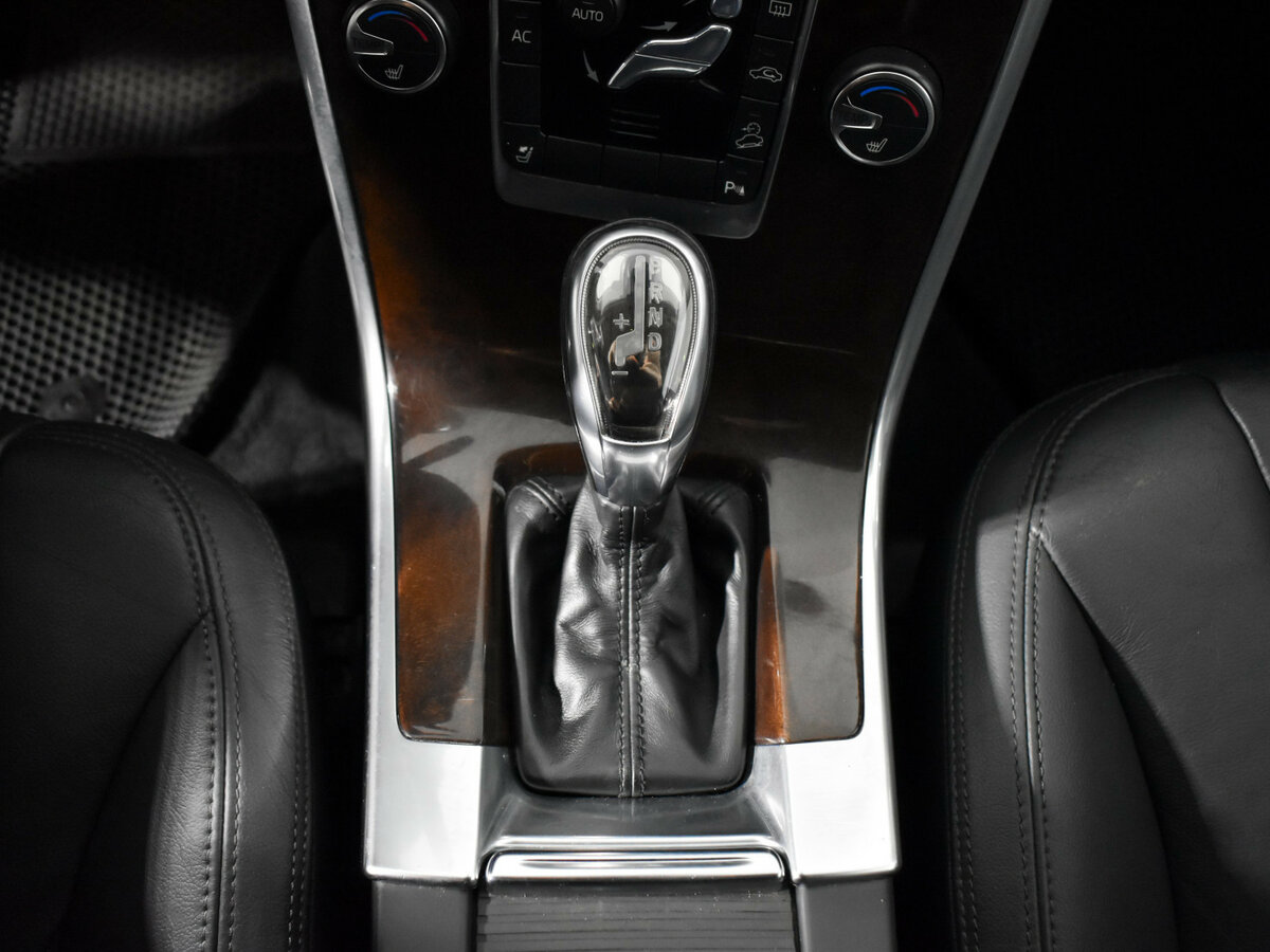 Volvo XC60 I, 2012 Фото №10