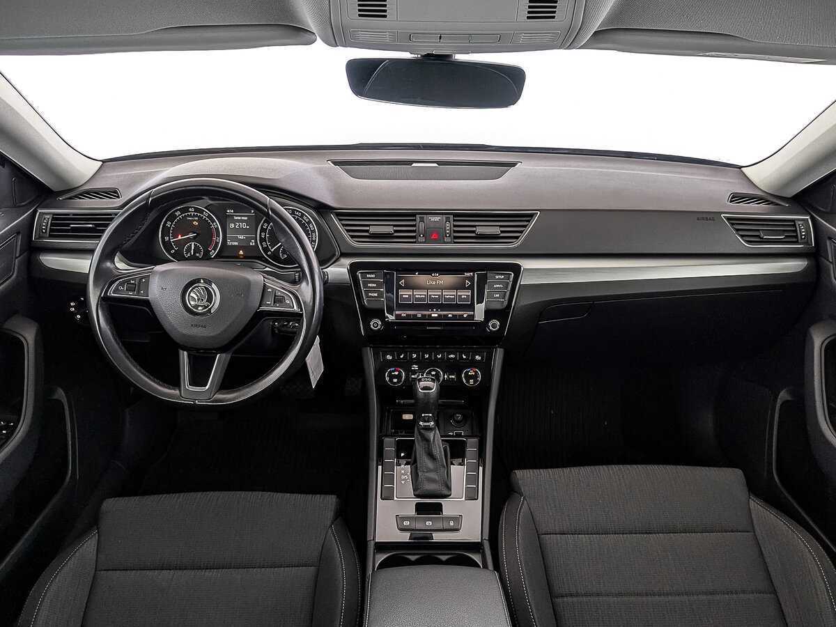 Skoda Superb, 2019 Фото №14
